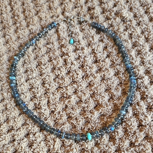 Elegant Labordorite Beaded Necklace with Turquoise Accents - Picture 4 of 9
